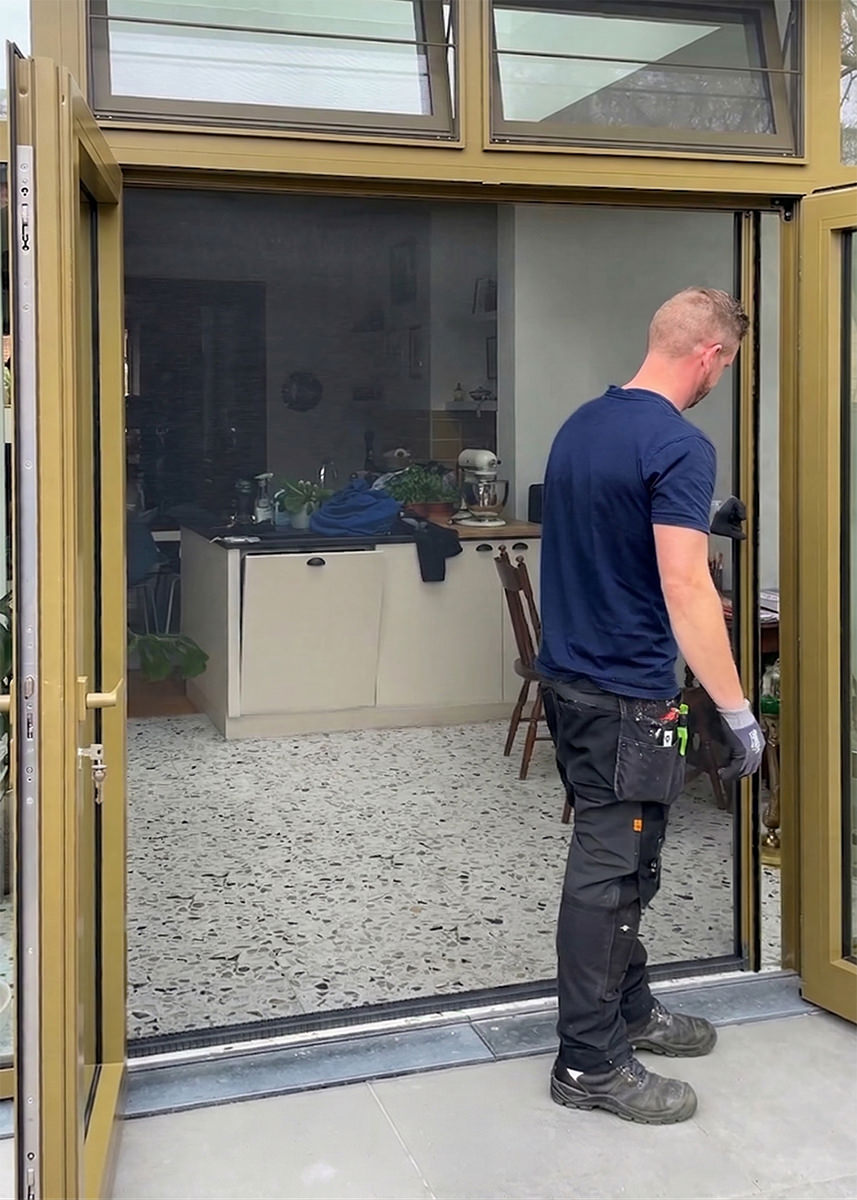 Eosol Bettio Neoscenica Rolhor Cassettesysteem Installatie Door Professionele Partner