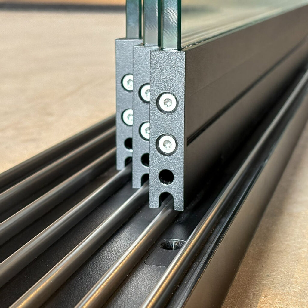 Eosol Outdoorglass Slide Detailfoto Rail