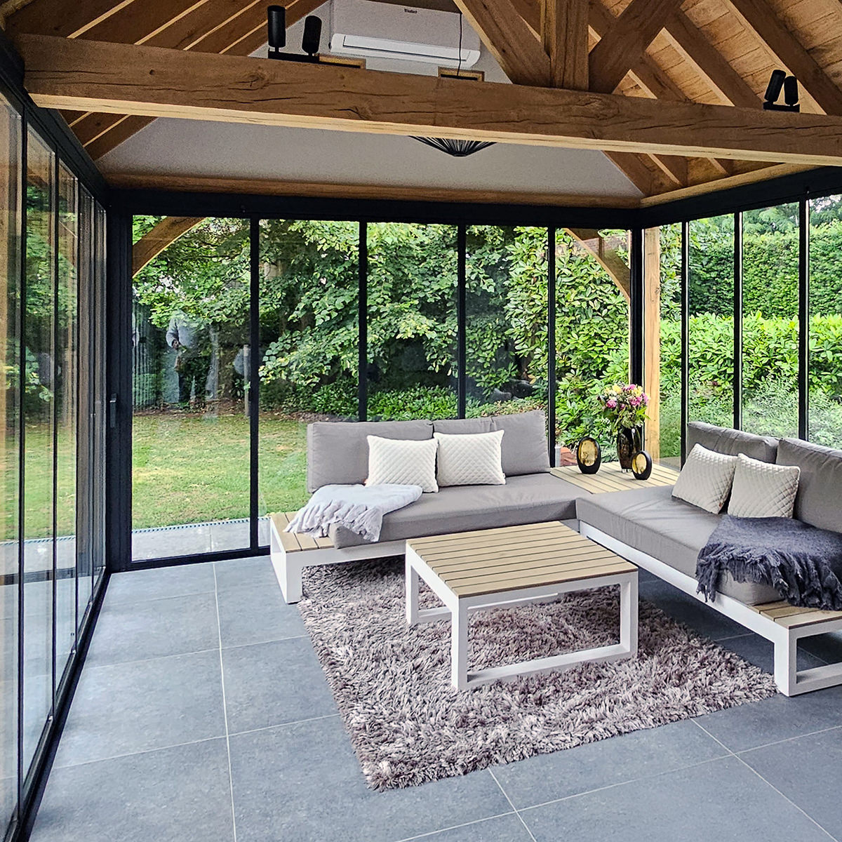 Eosol Outdoorglass Glazen Wanden Voor Buitentoepassingen